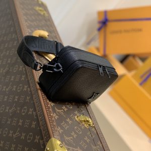 Louis Vuitton Alpha Wearable Bag-M59161-18.5 x 11 x 6.5CM - Image 5