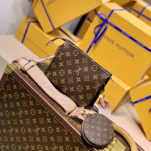 Louis Vuitton M47546 Toiletry Handbags- 26-19.0×15.0x6CM