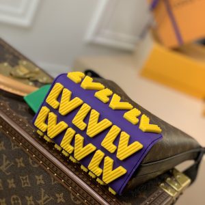 Louis Vuitton Cruiser Handbags-25*22.5*13CM - Image 4