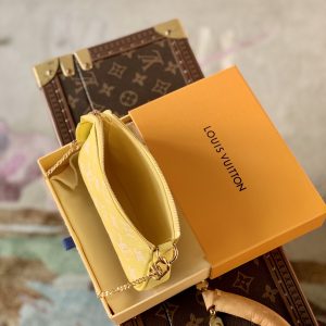 Louis Vuitton Mini Pochette Accessoires-15*9.5*3CM - Image 3