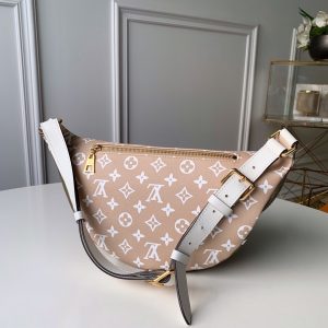 Louis Vuitton Bum Bag-37*14*13CM - Image 4