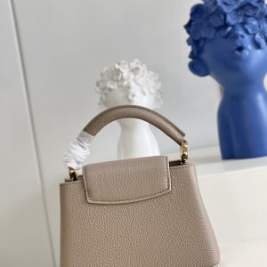 Louis Vuitton Capucines Handlebag - Image 7