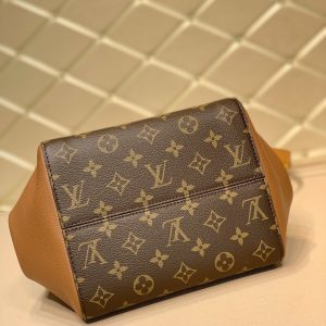 Louis Vuitton Fold Tote Bag-35*40*17CM - Image 3