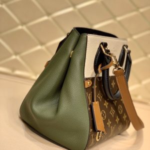 Louis Vuitton Fold Tote Bag-35*40*17CM - Image 4