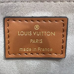 Louis Vuitton On My Side Tote Bag-M57728-31*25*14CM - Image 9