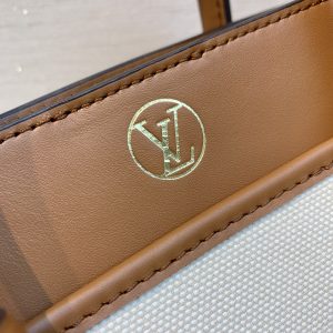 Louis Vuitton On My Side Tote Bag-25*20*12CM - Image 7