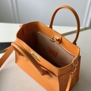 Louis Vuitton On My Side Tote Bag-M57728-31*25*14CM - Image 5