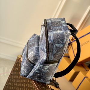Louis Vuitton Discovery Backpsck-37*40*20 CM - Image 4