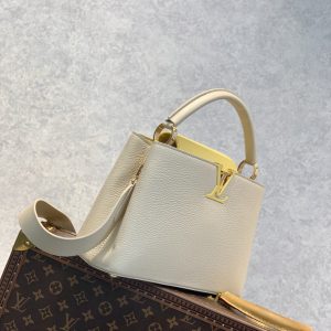 Louis Vuitton Capucines Bag-31.5*20*11CM - Image 2
