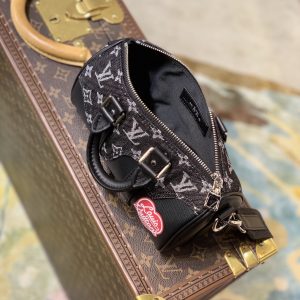 Louis Vuitton Everyday Bag-21×9×12CM - Image 4