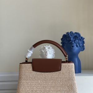 Louis Vuitton Capucines Bag-31.5*20*11CM - Image 9