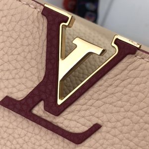 Louis Vuitton Capucines Bag-31.5*20*11CM - Image 3