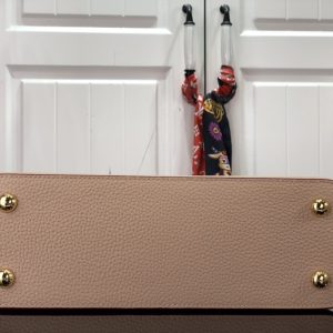 Louis Vuitton Capucines Bag-31.5*20*11CM - Image 8