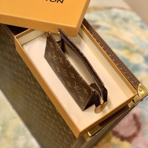 Louis Vuitton Toiletry Pouch -15*10*4.5CM - Image 2