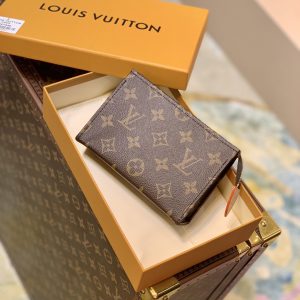 Louis Vuitton Toiletry Pouch -15*10*4.5CM - Image 1