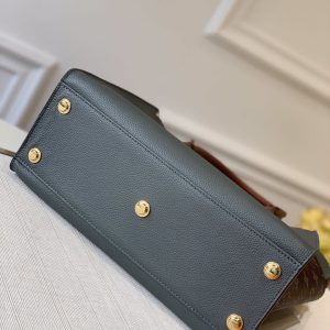 Louis Vuitton On My Side Tote Bag-31*25*14CM - Image 3