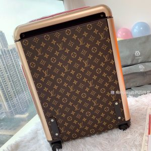 Louis Vuitton Horizon 55-38*55*21CM - Image 9
