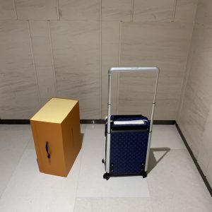 Louis Vuitton Horizon 55-38*55*21CM - Image 3