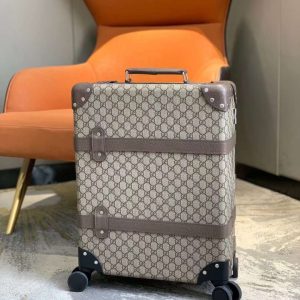 Gucci Globe-Trotter Travel Box - Image 1