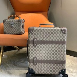 Gucci Globe-Trotter Travel Box - Image 8
