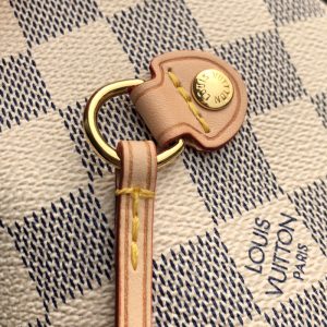 Louis Vuitton Neverfull MM (Beige Inside) -32*29*17CM - Image 9