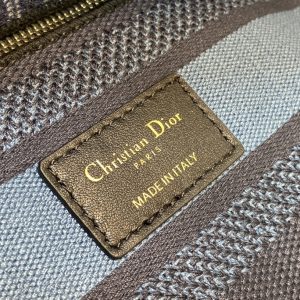 Lady Diro Handle Bag-24CM - Image 9