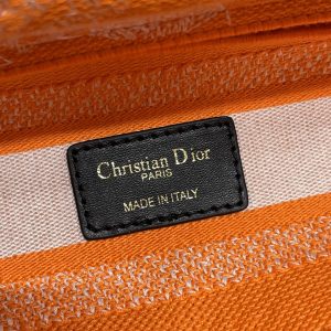 Lady Diro Handle Bag-24CM - Image 9