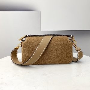 FendI Medium Baguette Bag-27×6×15CM - Image 7