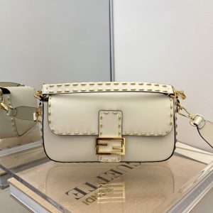 FendI Medium Baguette Bag-26x15x4CM