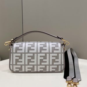 FendI Baguette Bag-27×6×14CM - Image 2