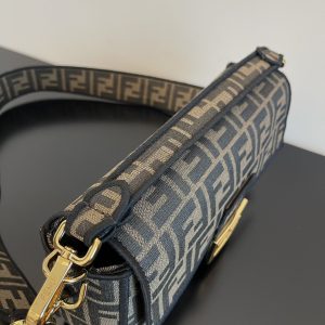 FendI Baguette Bag-26x14x4CM - Image 3