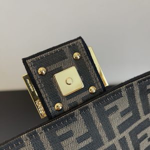 FendI Baguette Bag-26x14x4CM - Image 8