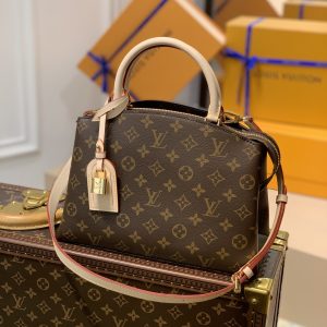 Louis Vuitton M45898 Grand Palais Handbags-29×18×12CM - Image 1