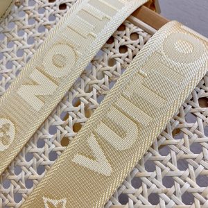 Louis Vuitton Over The Moon Handbag-27.5*16*7CM - Image 9