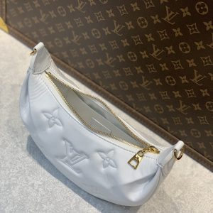 Louis Vuitton Over The Moon Handbag-27.5*16*7CM - Image 8