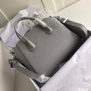 Gienvchy Antigona Tote-33*18*26CM - Image 6