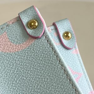 Louis Vuitton Onthego Handbag-25*19*11.5 CM - Image 4