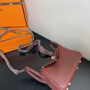 Hermes Lindy 19-Togo Leather-19CM - Image 9