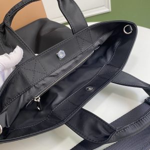 Burberry Tote-37x8x38CM - Image 6