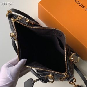 Louis Vuitton V Tote-36*27*16CM - Image 9