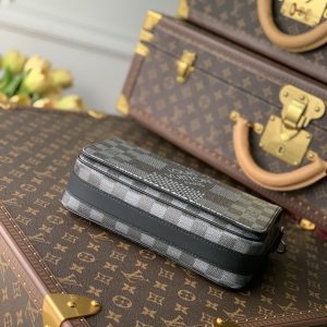 Louis Vuitton Studio Messenger Bag-23.5* 14*5 CM - Image 2