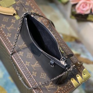 Louis Vuitton Easy Pouch On Strap-19*11.5*3CM - Image 2