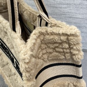 Diro Small Book Tote-26*8*22CM - Image 6