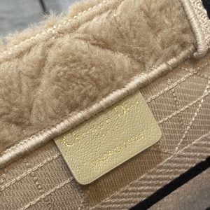 Diro Small Book Tote-26*8*22CM - Image 9