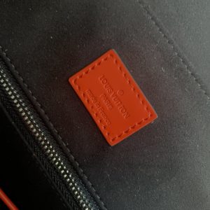 Louis Vuitton SupremeBackpack-M41379-34*13*47CM - Image 8