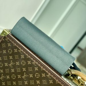 Louis Vuitton M81556 Pouch-29*15*9CM - Image 8