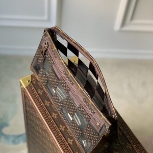 Louis Vuitton Standing Pouch-25*15*9CM - Image 2