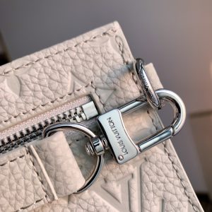Louis Vuitton M81556 Pouch-29*15*9CM - Image 7