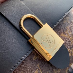 Louis Vuitton Locky BB Bag -21* 17.0*8CM - Image 2