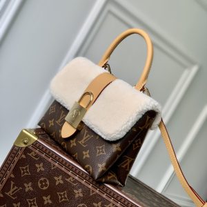 Louis Vuitton Locky BB Bag -21* 17.0*8CM - Image 5